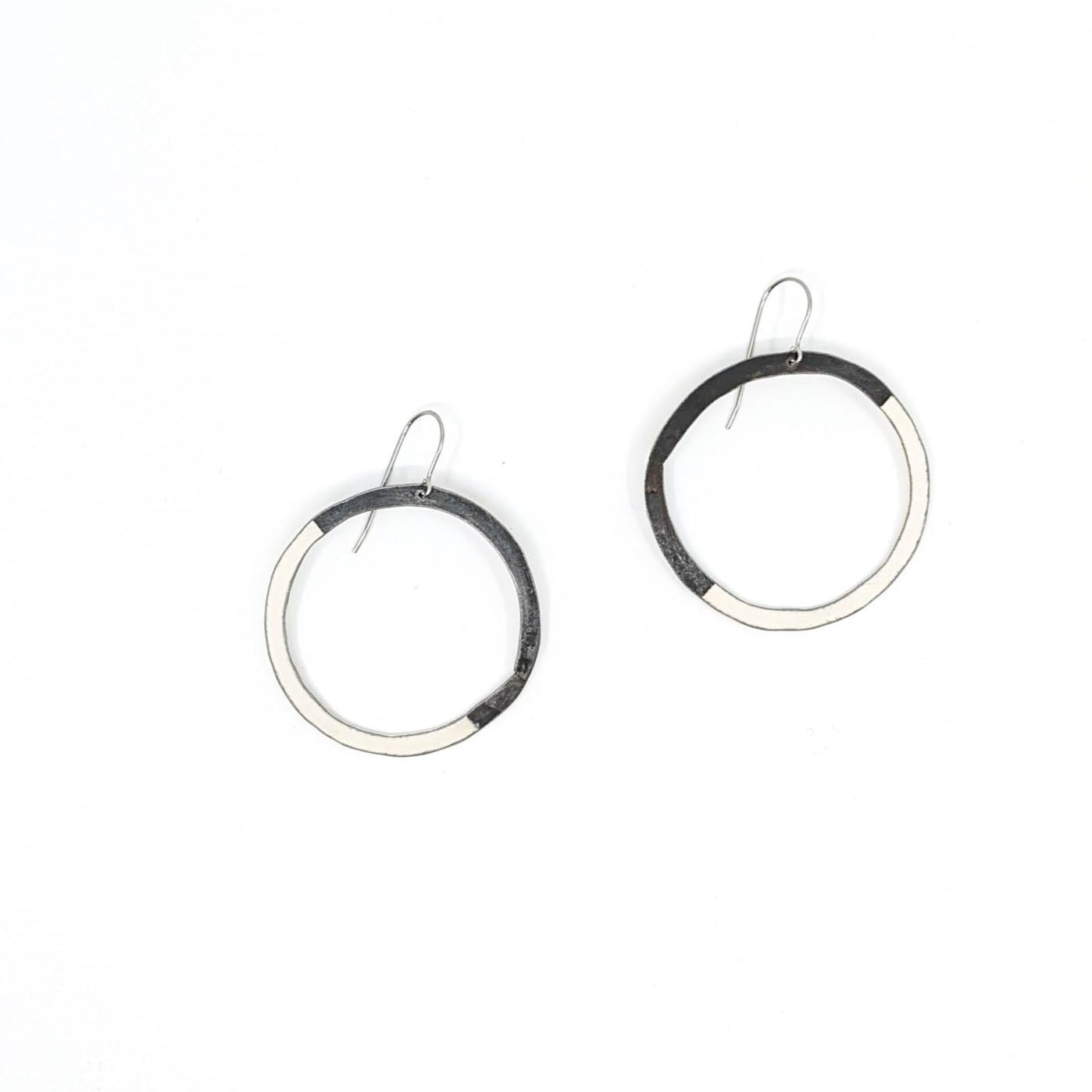 Circle, Black/White Earrings