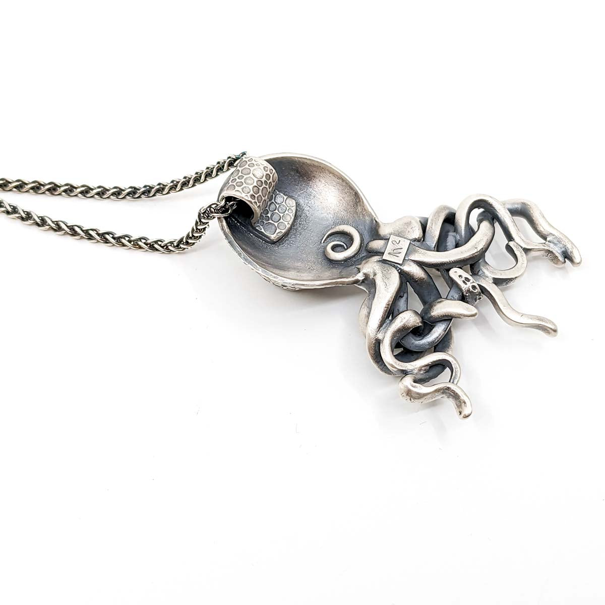 Unsane Octopus II Necklace