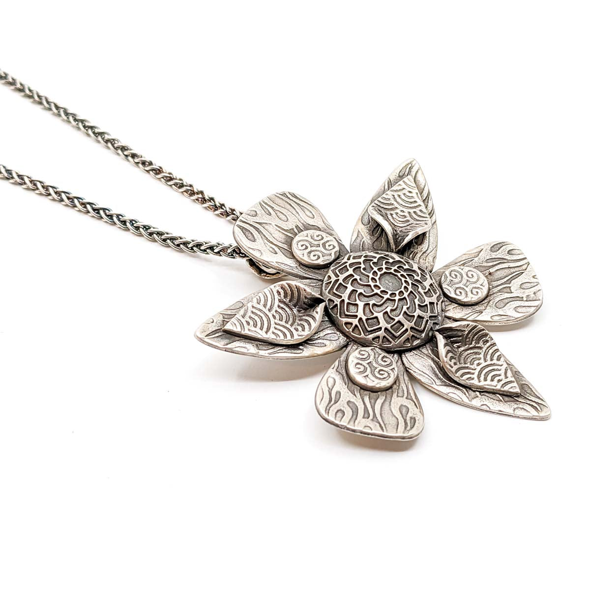 Flor de Fuego Necklace
