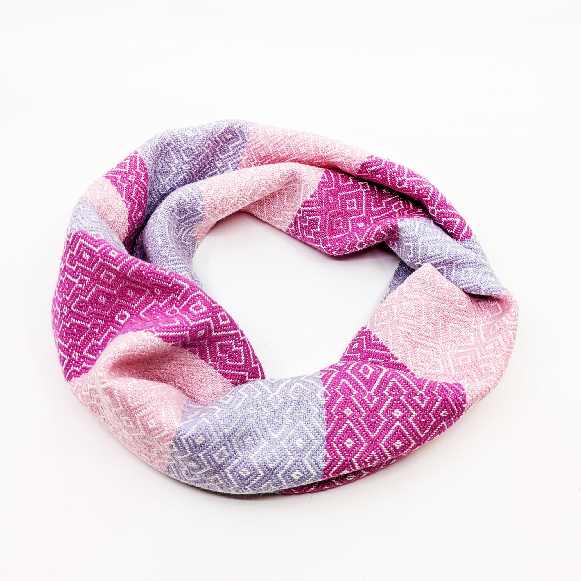 Handwoven Rambler Cowl- Hydrangea