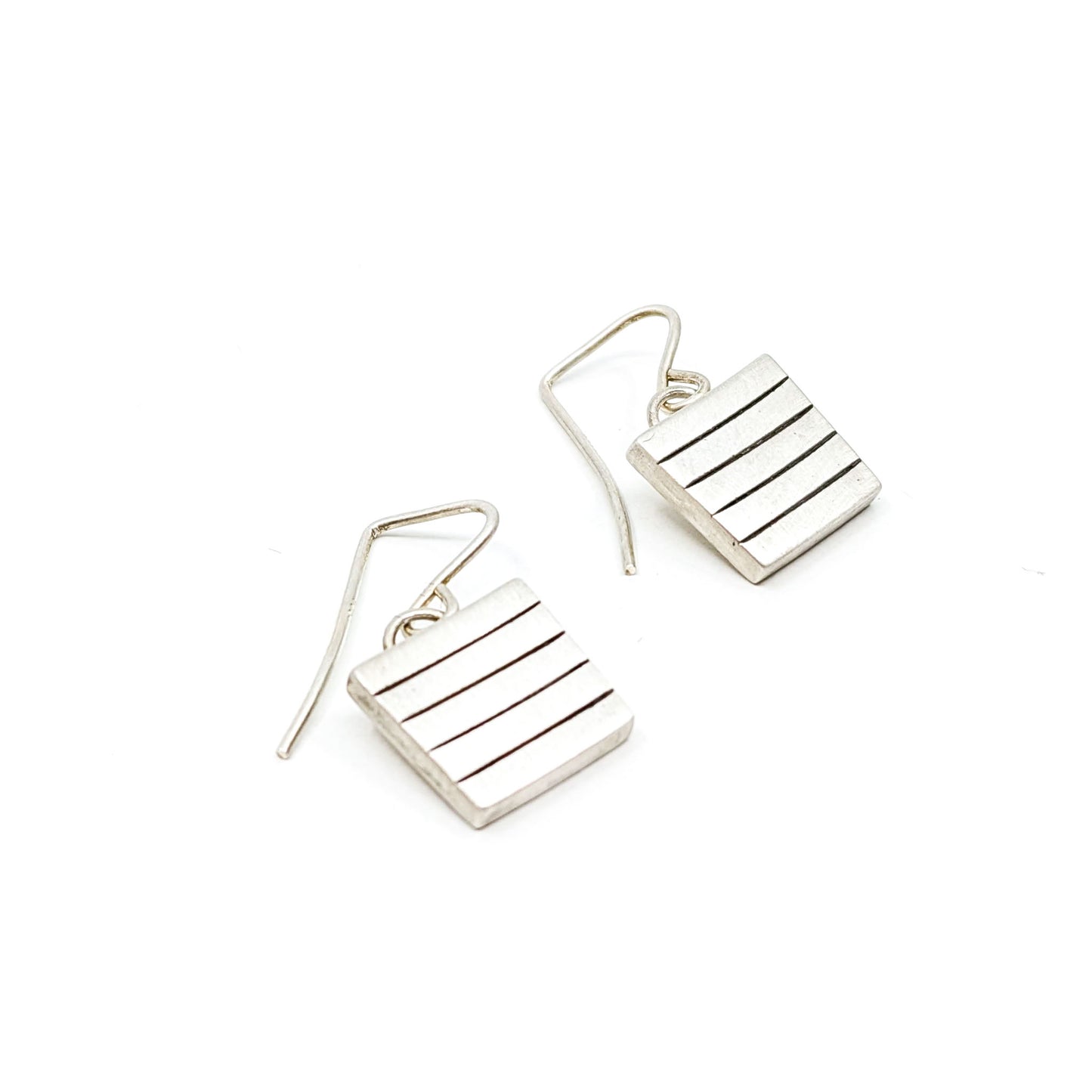 Stacked Square Short Dangles