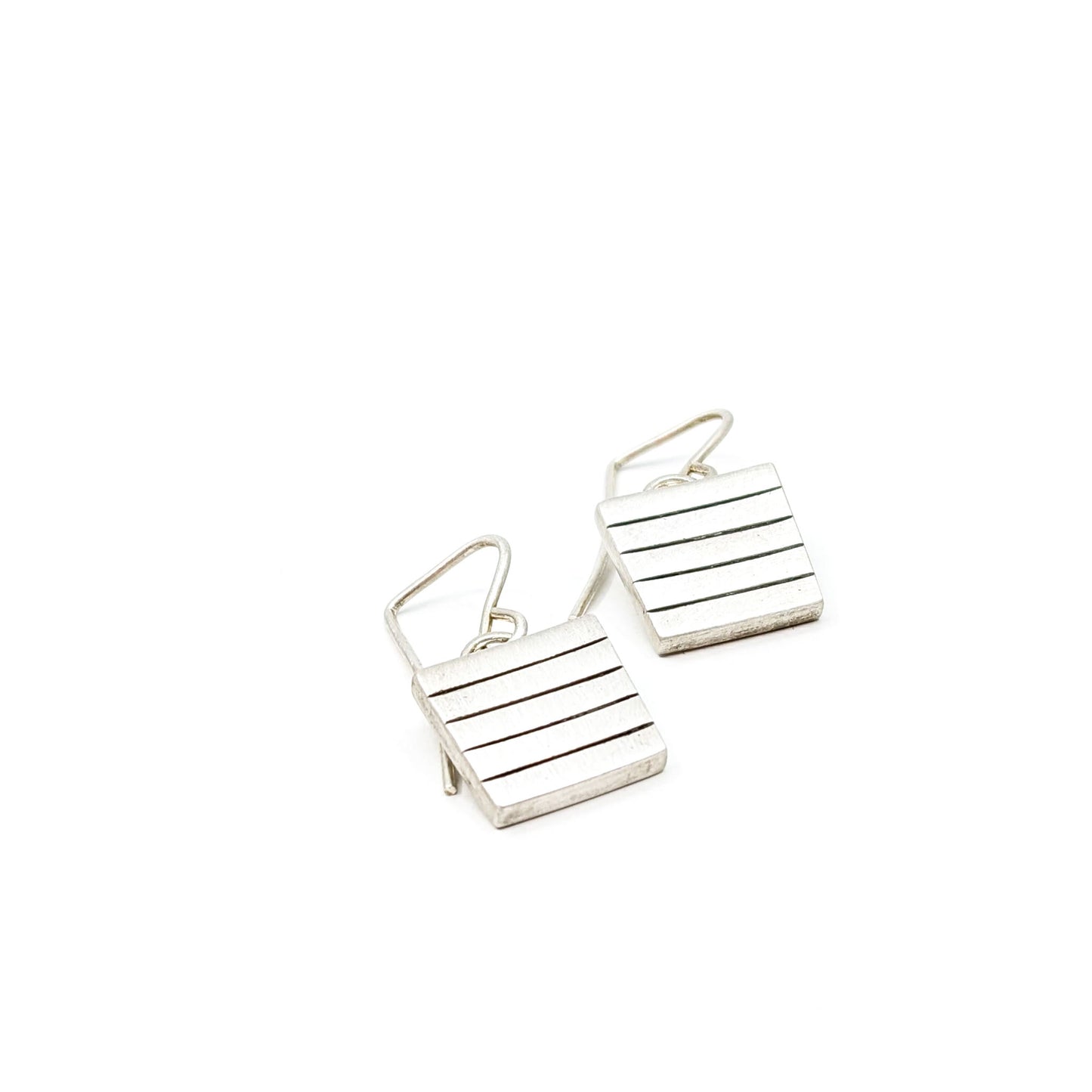 Stacked Square Short Dangles