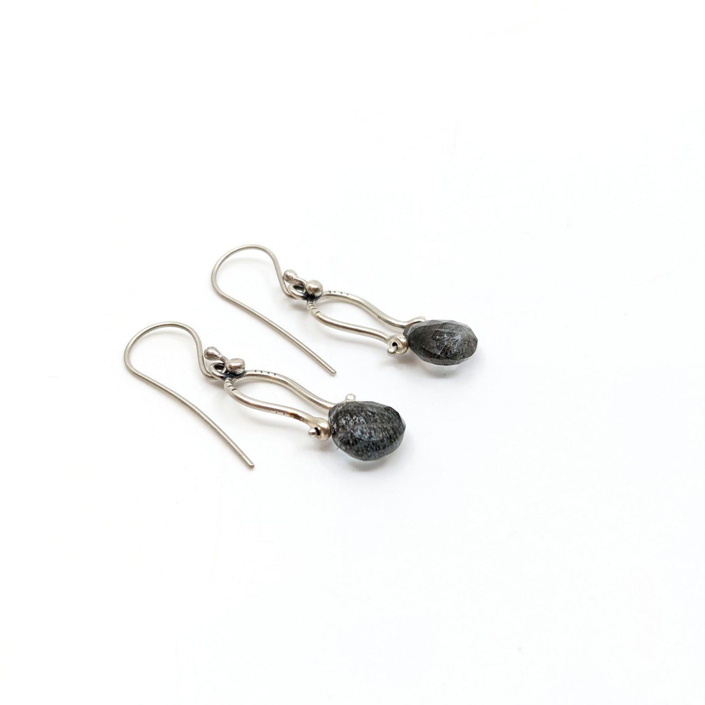 Petite Swings, Moss Aquamarine Drops- APS ER28 SS