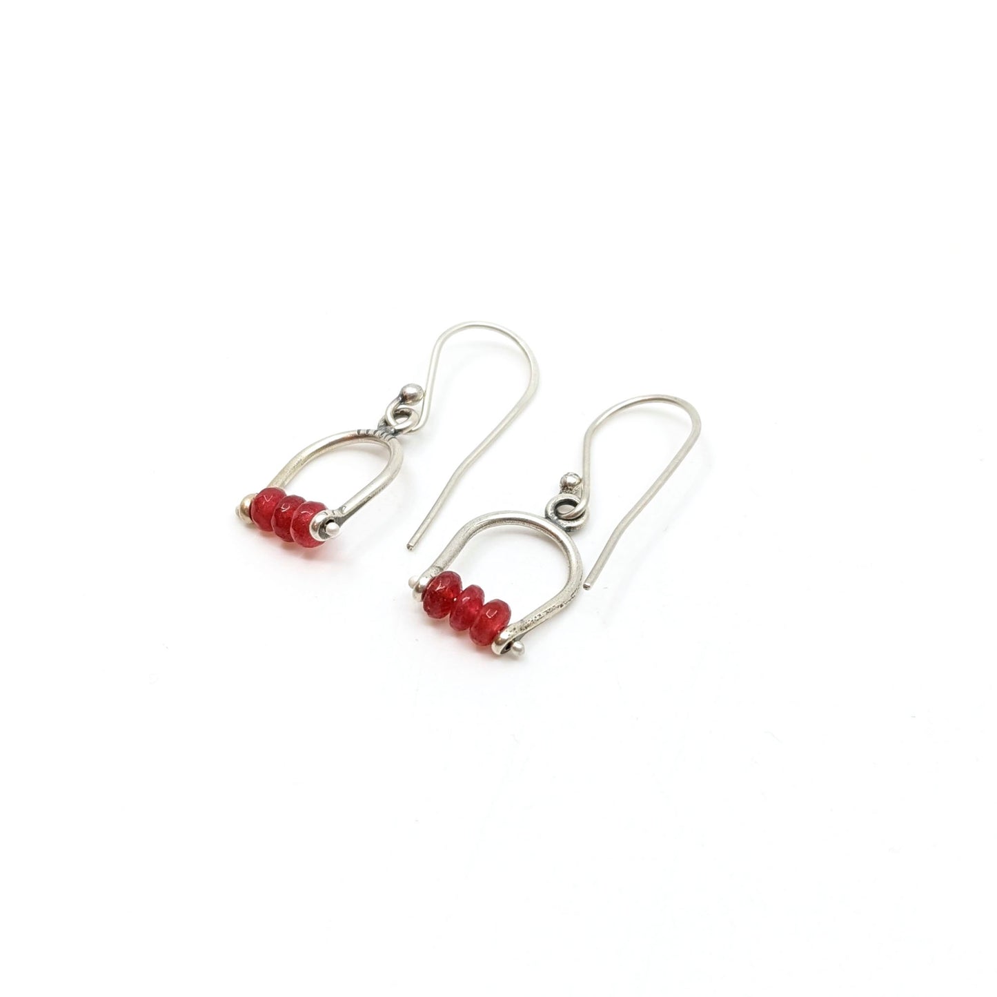 Petite Swings, Cranberry Jade, Earrings-APS ER34 SS