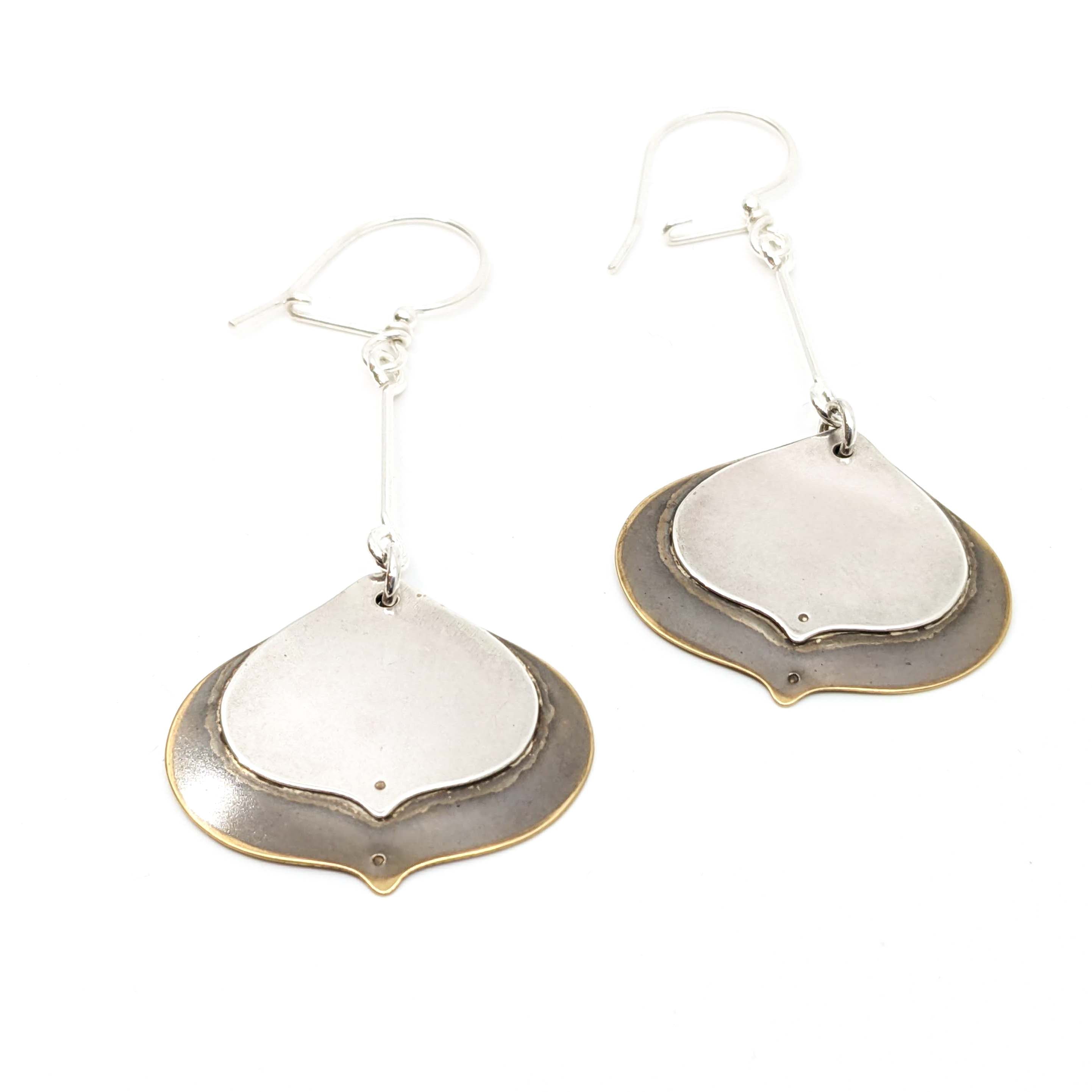 Piece #rder2dc/b Raindrop Earrings