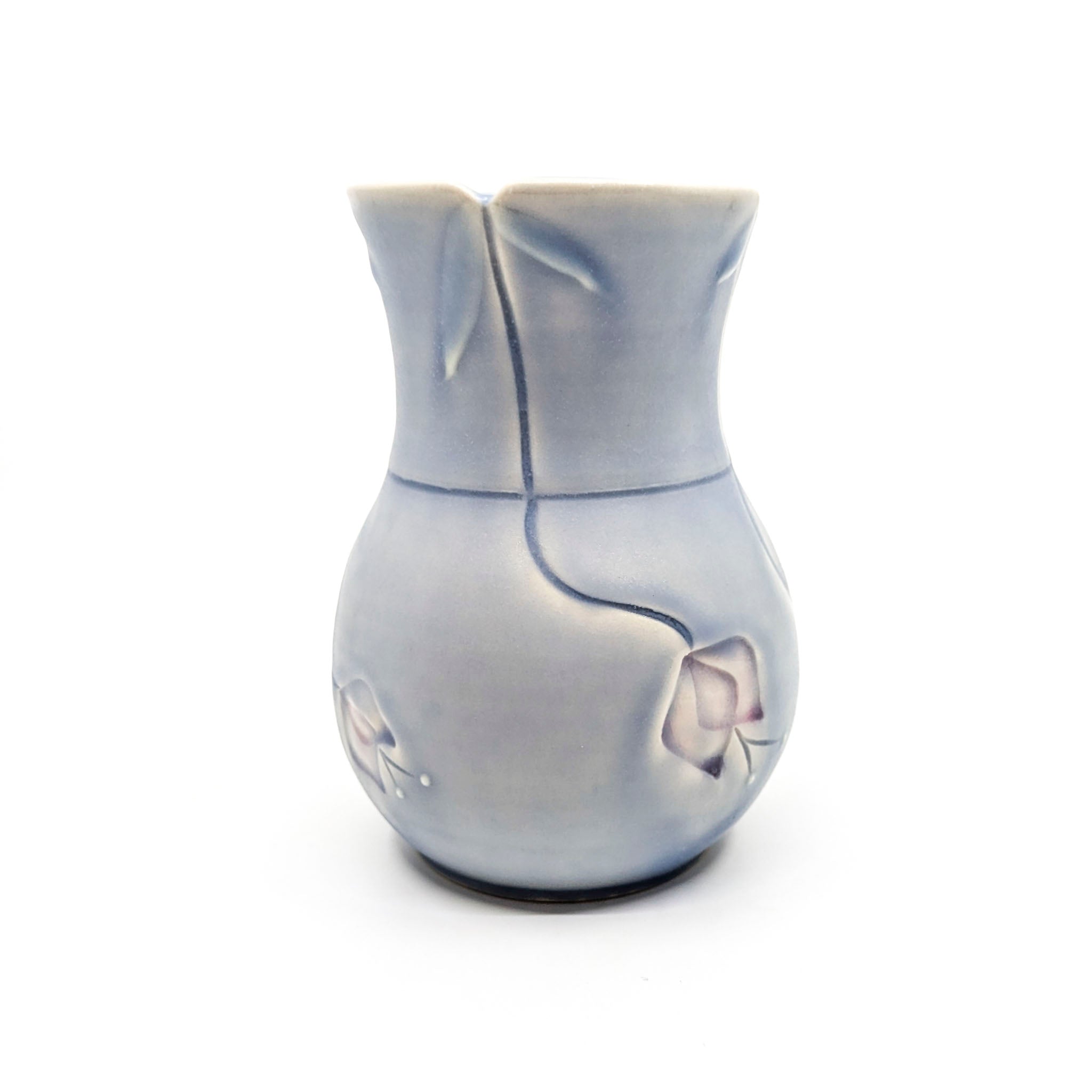 Small Periwinkle Petals Vase