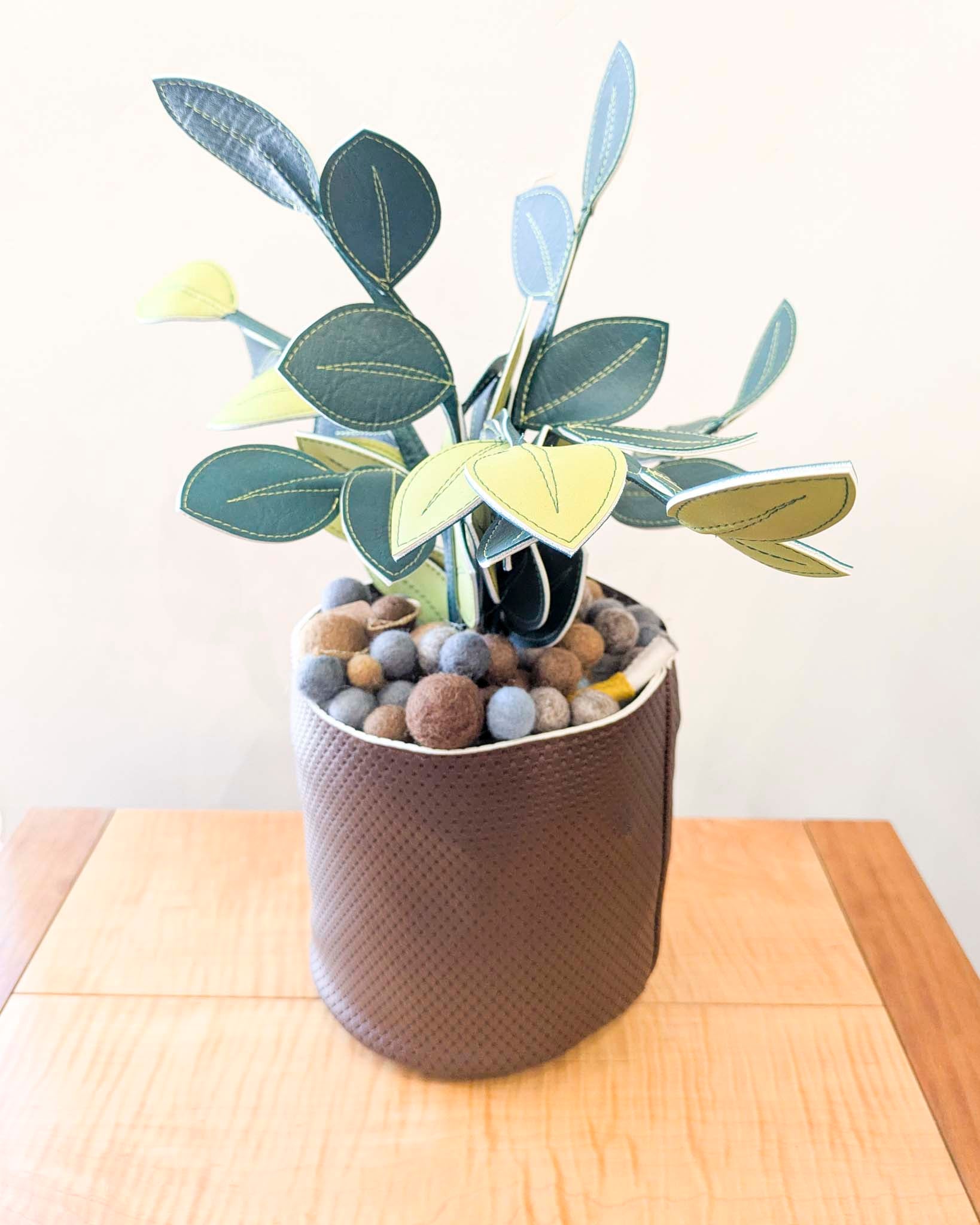 Large Fake Plant- Hoya (Brown Pot)