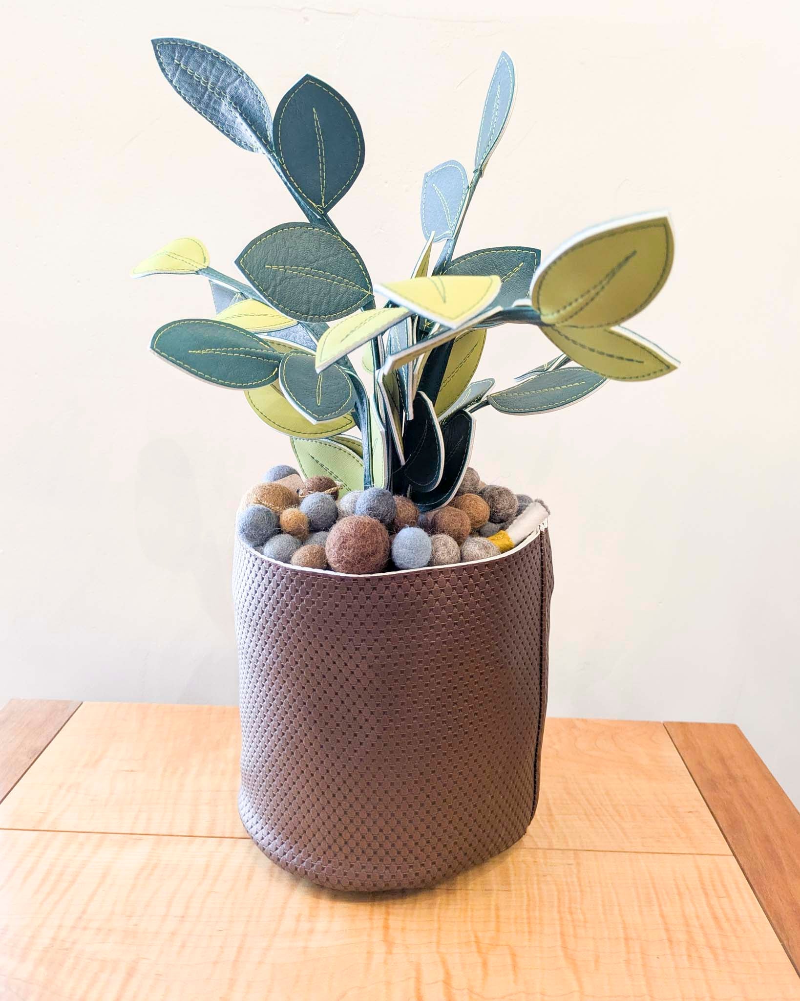 Large Fake Plant- Hoya (Brown Pot)