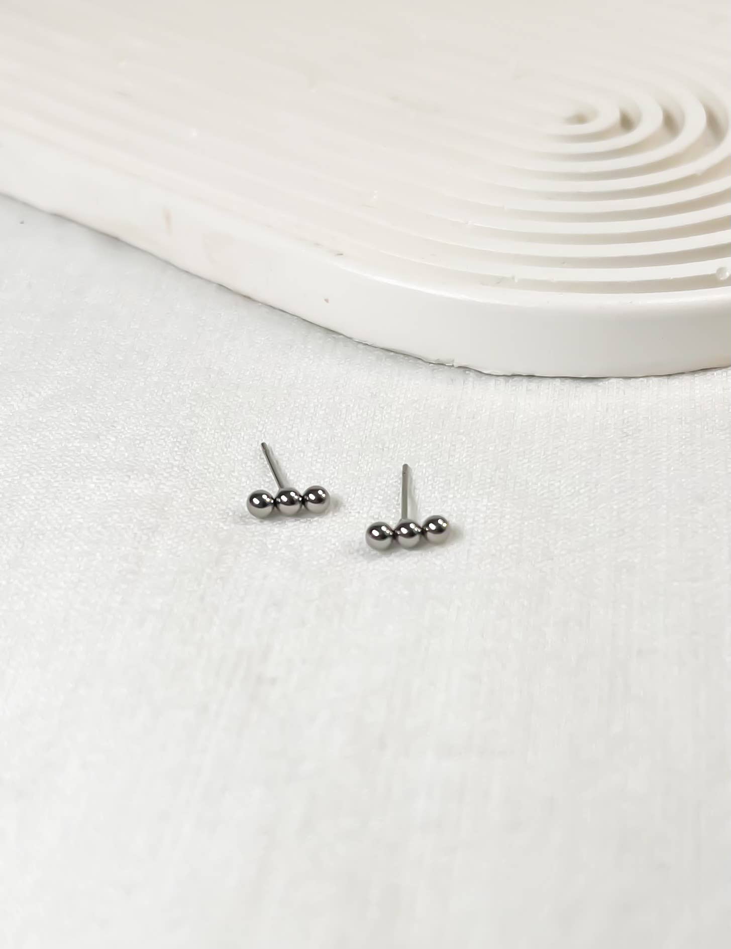 Three Bead Stud: Silver