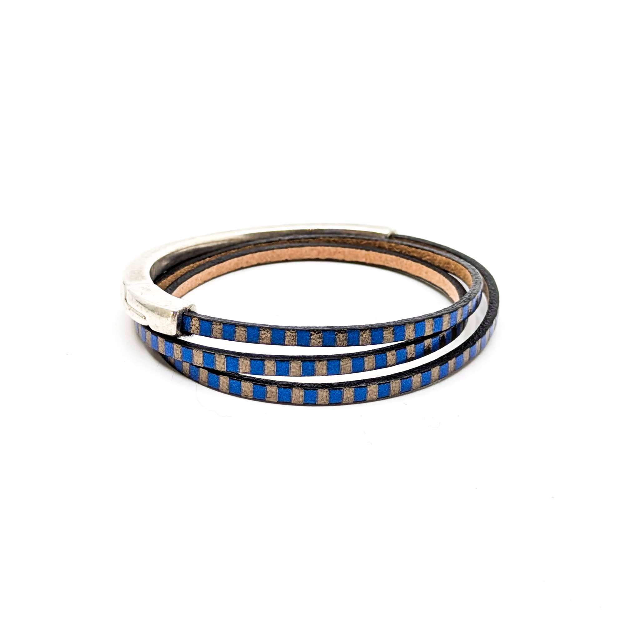 Top Circle Triple Wrap Leather Bracelet- Blue Striped (Leather size 3mm)