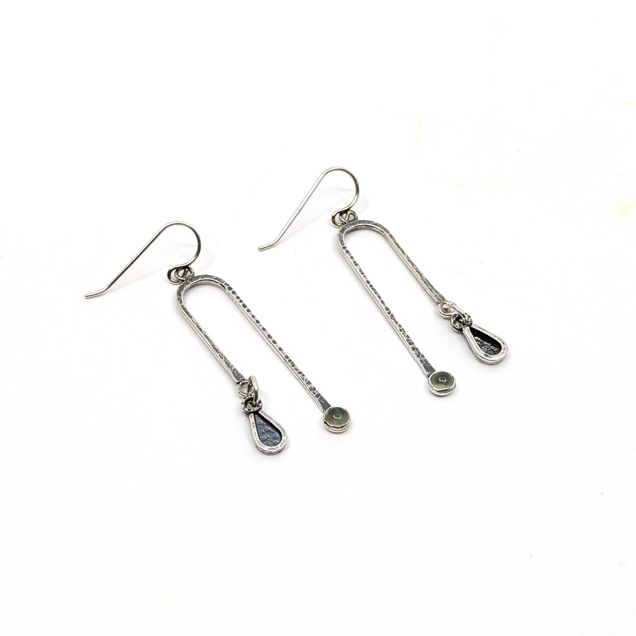 Arc Dangle Earrings with Prehnite