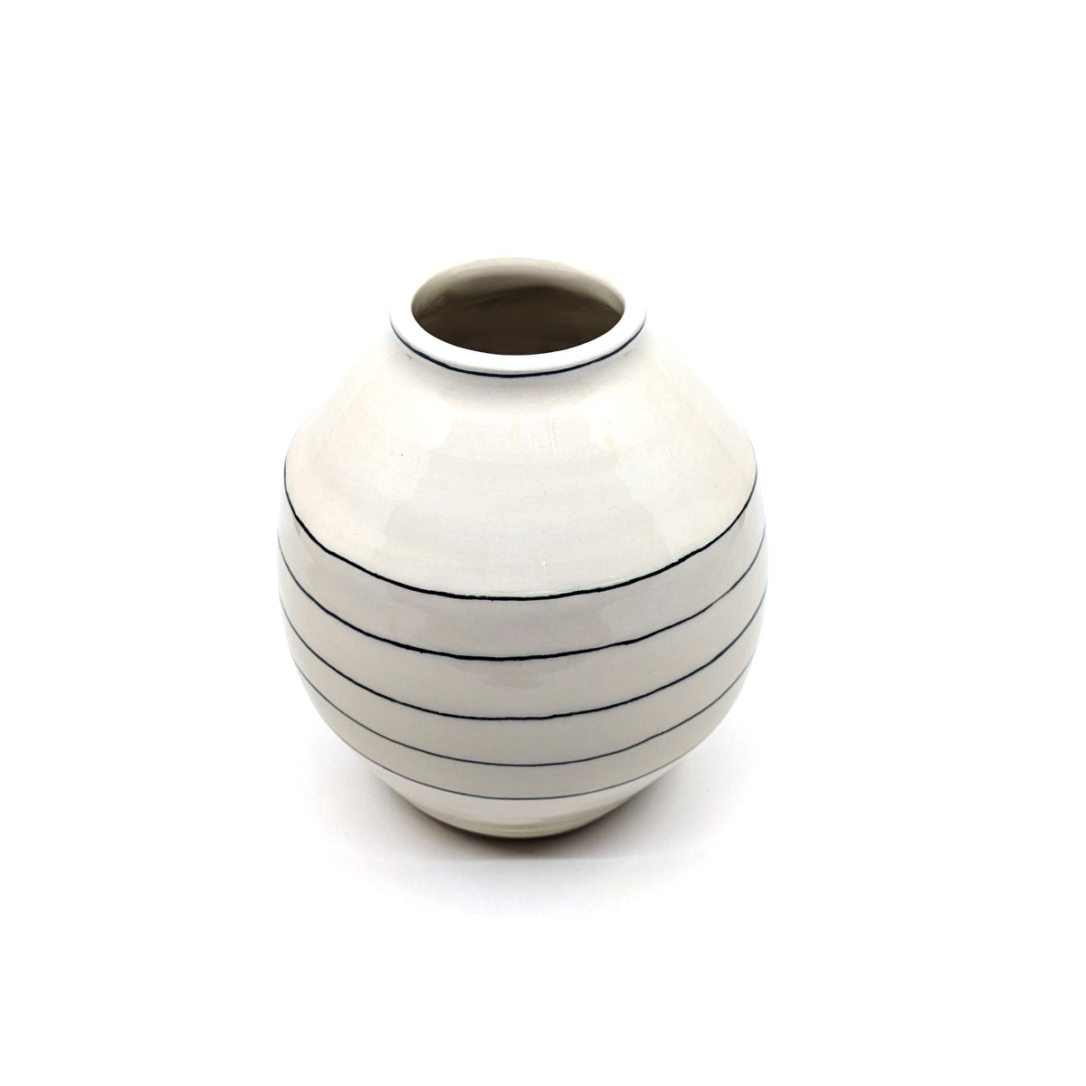 Simple Lined Medium Vase