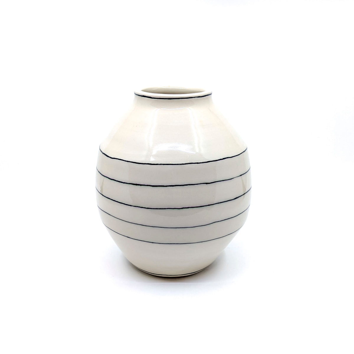 Simple Lined Medium Vase