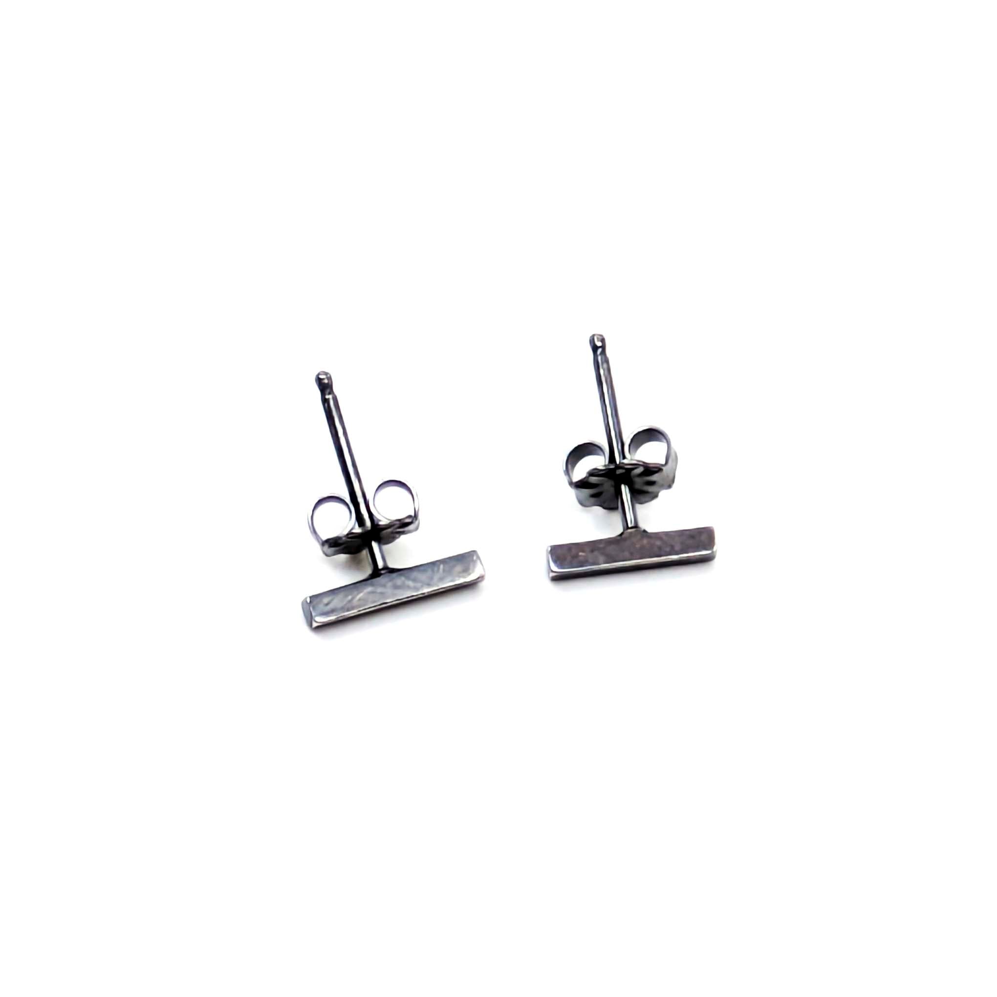 Bar Earrings-Small/Black