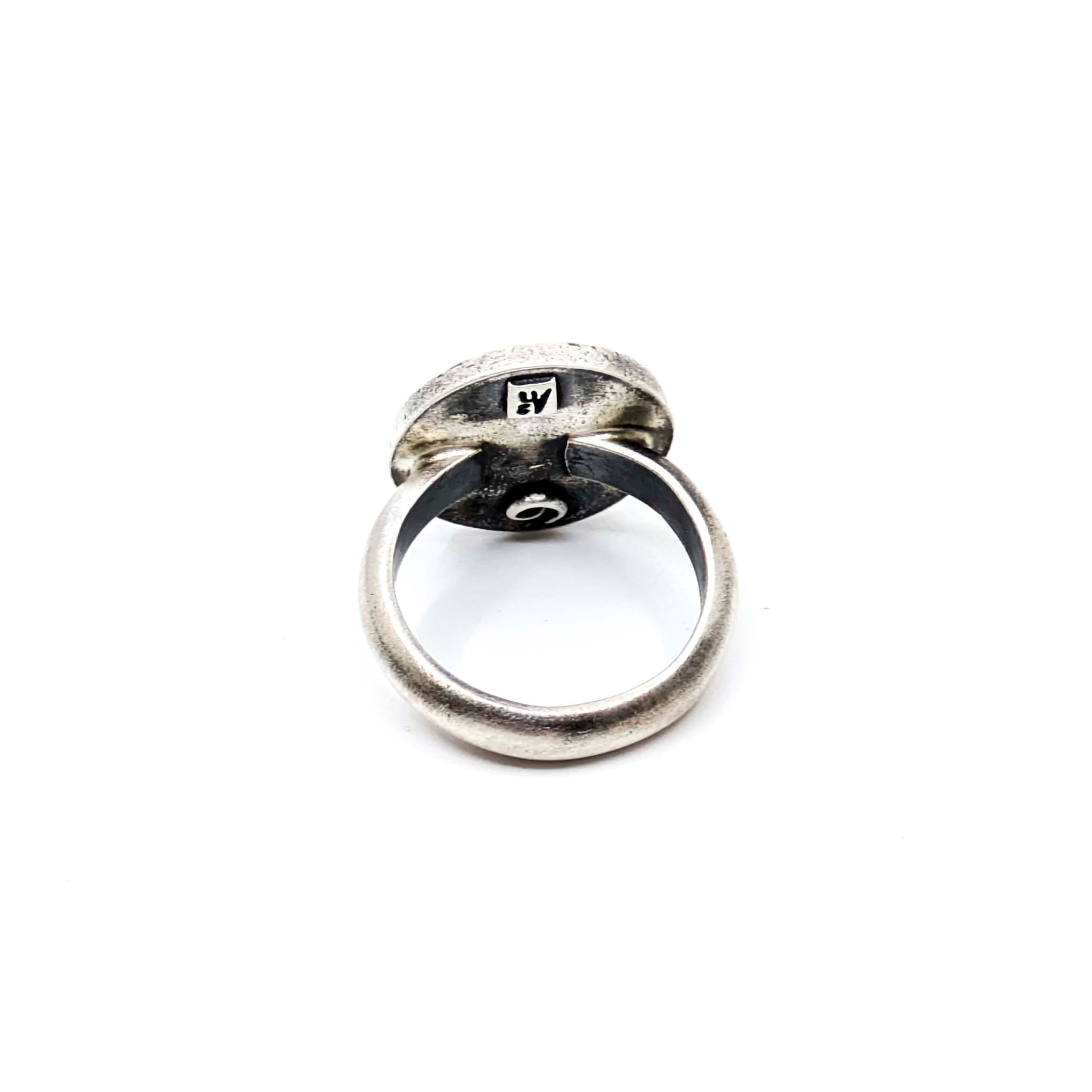 Triskelion Ring