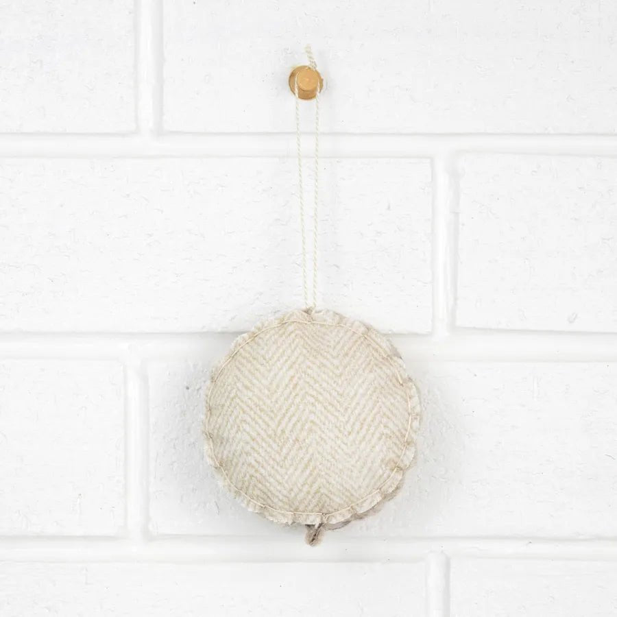 Modern as Folk - Opossum - Ornament - VISUAL INDEX