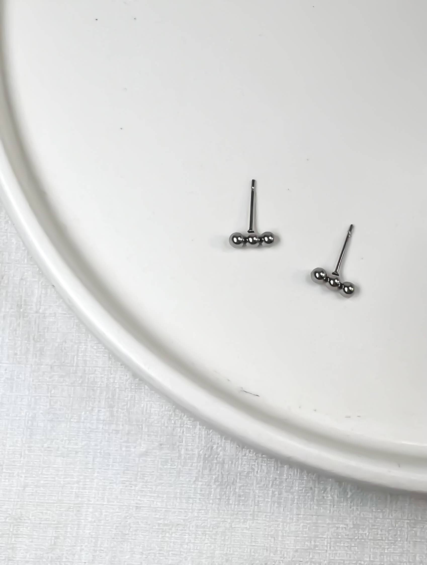 Three Bead Stud: Silver