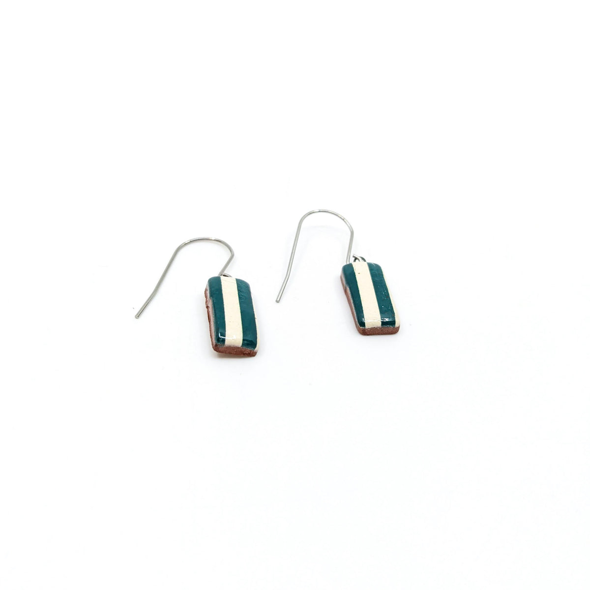 Diane Demers - Smith - Tiny Rectangle - Earrings - 2 Vertical Lines - VISUAL INDEX