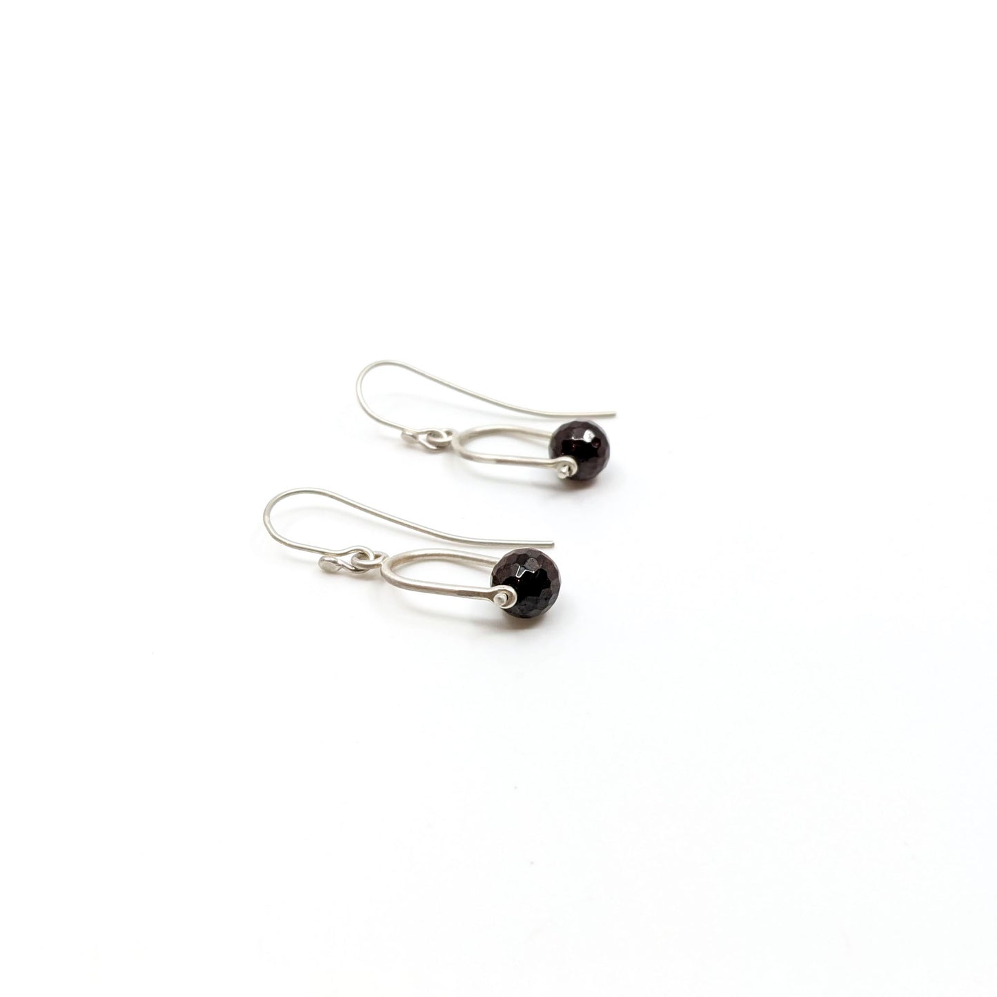 Petite Swings, Garnet Earrings- APS ER31 SS